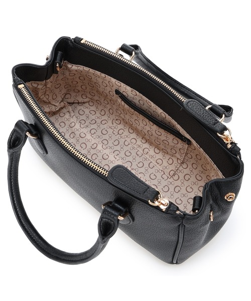 Guess（ゲス）の「CLAUDIA Satchel ハンドバッグ  （ショルダーバッグ・レディース・キャメル/ブラック/ストーン・ONE SIZE）」の17枚目の写真