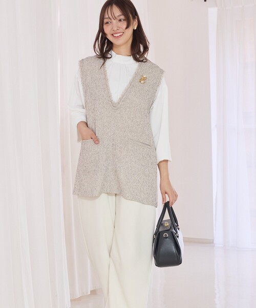 abahouse mavie(アバハウスマヴィ)の「ツイードフリンジベスト(ベスト・レディース・ライトグレー/ブラック・フリー)」の3枚目の写真