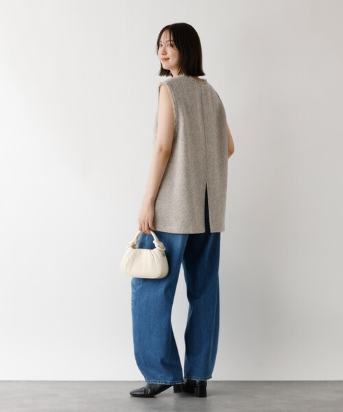 abahouse mavie(アバハウスマヴィ)の「ツイードフリンジベスト(ベスト・レディース・ライトグレー/ブラック・フリー)」の6枚目の写真