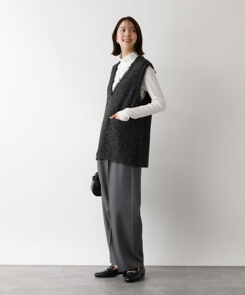 abahouse mavie(アバハウスマヴィ)の「ツイードフリンジベスト(ベスト・レディース・ライトグレー/ブラック・フリー)」の12枚目の写真