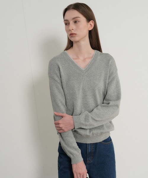 GENERAL IDEA（ジェネラルアイデア）の「【GENERAL IDEA】コットンレイヤードVネックニットプルオーバー / Cotton Layered V-Neck Knit Pullover（ニット/セーター・レディース・ホワイト/ピンク/ライトグレー・S/L/M）」の11枚目の写真