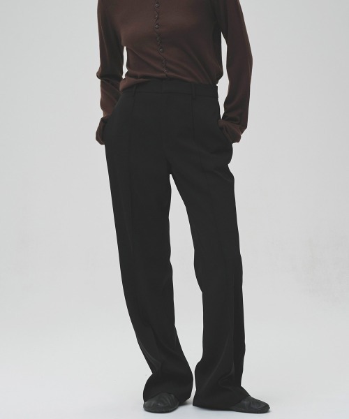 TODAYFUL(トゥデイフル)の「Pintuck Straight Trousers(その他パンツ・レディース・チョコ/ブラック・38inch/36inch)」の2枚目の写真