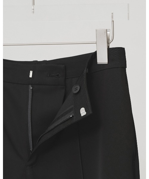 TODAYFUL(トゥデイフル)の「Pintuck Straight Trousers(その他パンツ・レディース・チョコ/ブラック・38inch/36inch)」の13枚目の写真