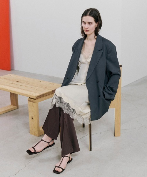 TODAYFUL(トゥデイフル)の「Pintuck Straight Trousers(その他パンツ・レディース・チョコ/ブラック・38inch/36inch)」の15枚目の写真