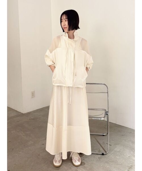 LAGUNAMOON（ラグナムーン）の「コントラストサーキュラースカート 【春服】【セットアップ対応】（スカート・レディース・ライトブルー/ホワイト・MEDIUM/SMALL）」の2枚目の写真