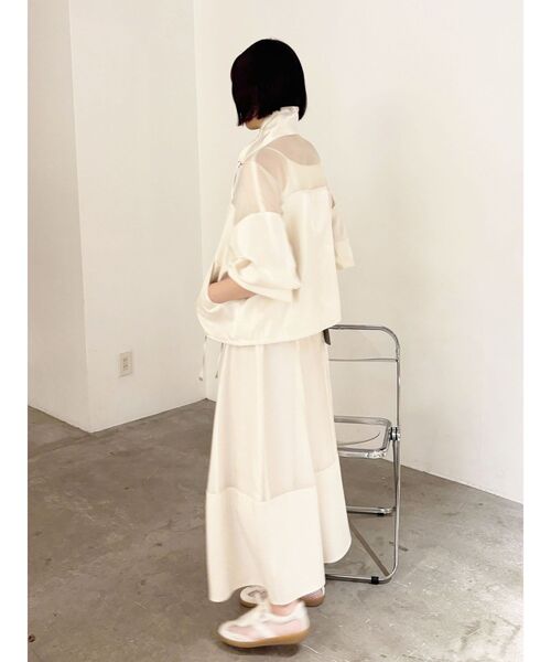 LAGUNAMOON（ラグナムーン）の「コントラストサーキュラースカート 【春服】【セットアップ対応】（スカート・レディース・ライトブルー/ホワイト・MEDIUM/SMALL）」の15枚目の写真