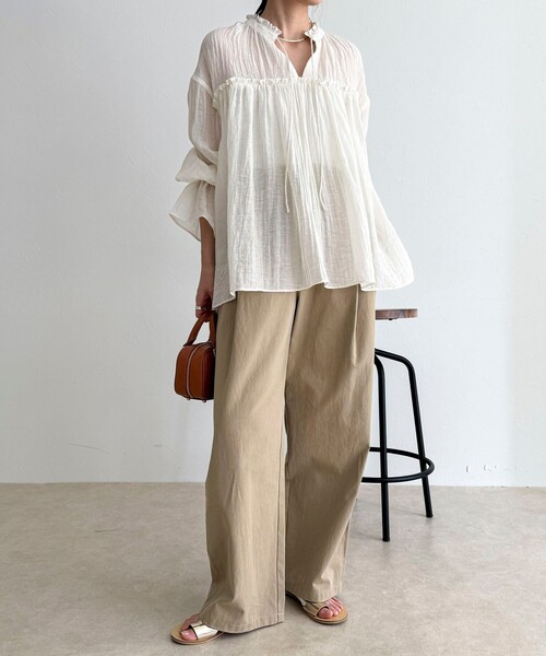 fredy emue（フレディエミュ）の「LINEN混シアー楊柳ブラウス（シャツ/ブラウス・レディース・ブラック/サックスブルー/アイボリー・38）」の6枚目の写真