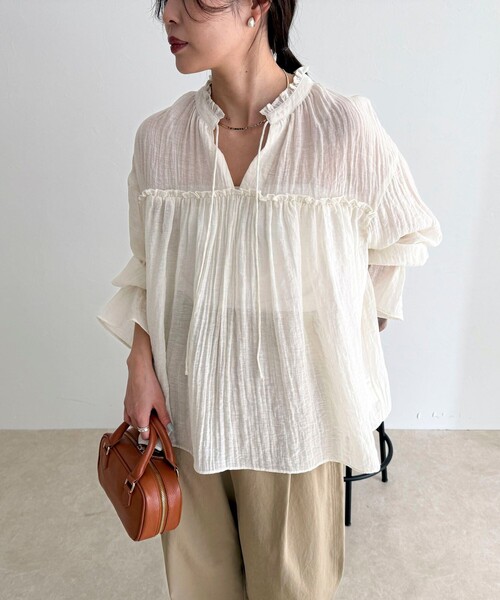 fredy emue（フレディエミュ）の「LINEN混シアー楊柳ブラウス（シャツ/ブラウス・レディース・ブラック/サックスブルー/アイボリー・38）」の9枚目の写真