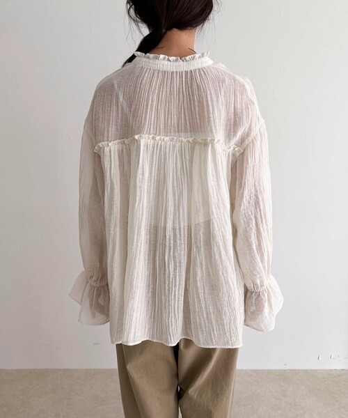 fredy emue（フレディエミュ）の「LINEN混シアー楊柳ブラウス（シャツ/ブラウス・レディース・ブラック/サックスブルー/アイボリー・38）」の16枚目の写真