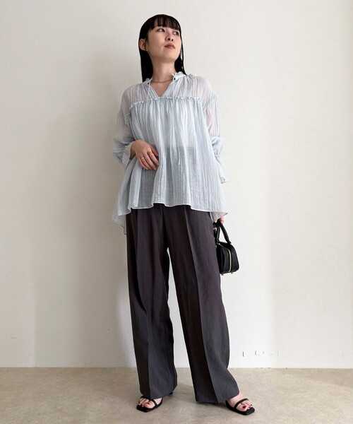 fredy emue（フレディエミュ）の「LINEN混シアー楊柳ブラウス（シャツ/ブラウス・レディース・ブラック/サックスブルー/アイボリー・38）」の20枚目の写真
