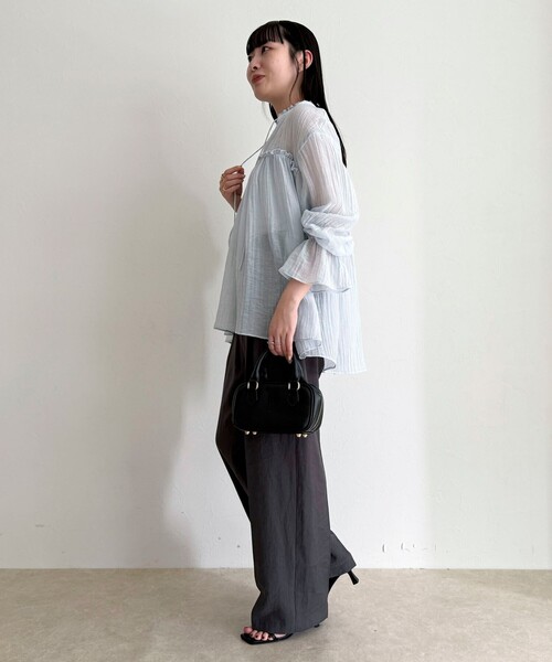 fredy emue（フレディエミュ）の「LINEN混シアー楊柳ブラウス（シャツ/ブラウス・レディース・ブラック/サックスブルー/アイボリー・38）」の21枚目の写真