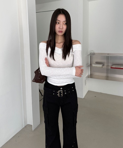 4INT.(フォイント)の「【ベルトSET/取り外し可能】スタッズ ベルト ブーツカット カーゴパンツ(その他パンツ・レディース・ブラック・S/L/M)」の8枚目の写真