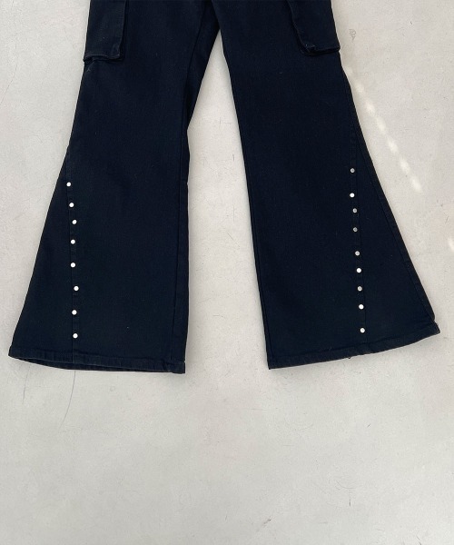 4INT.(フォイント)の「【ベルトSET/取り外し可能】スタッズ ベルト ブーツカット カーゴパンツ(その他パンツ・レディース・ブラック・S/L/M)」の21枚目の写真