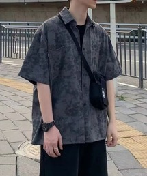 ヴィンテージライク・総柄ドロップショルダーシャツ