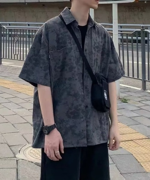 link lot(リンクロット)の「ヴィンテージライク・総柄ドロップショルダーシャツ(シャツ/ブラウス・メンズ・その他・L/M)」の1枚目の写真