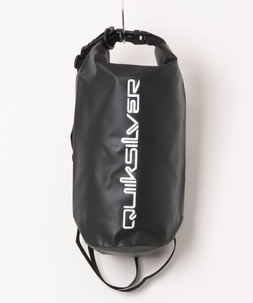 Quiksilver（クイックシルバー）の「QUIKSILVER メンズ SMALL BACK DRY スタッシュバッグ Sサイズ 5L 防水【2026年春夏モデル】/ターポリン（ショルダーバッグ・メンズ・ブラック・FREE）」の7枚目の写真