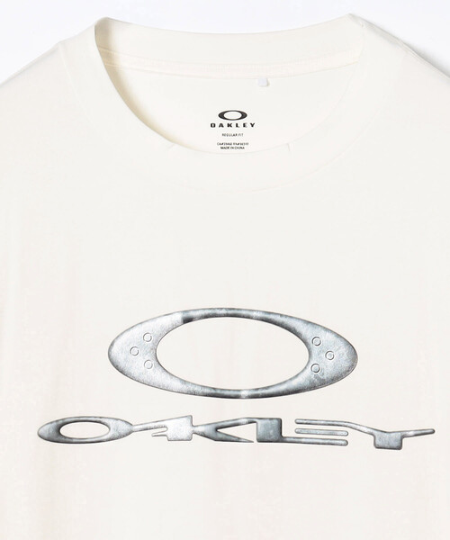 FREAK'S STORE（フリークスストア）の「OAKLEY/オークリー 限定展開 NEW RETRO TEE X-METAL 3.0（Tシャツ/カットソー・メンズ・ブラック/オフホワイト/チャコールグレー・SMALL/MEDIUM/LARGE）」の7枚目の写真