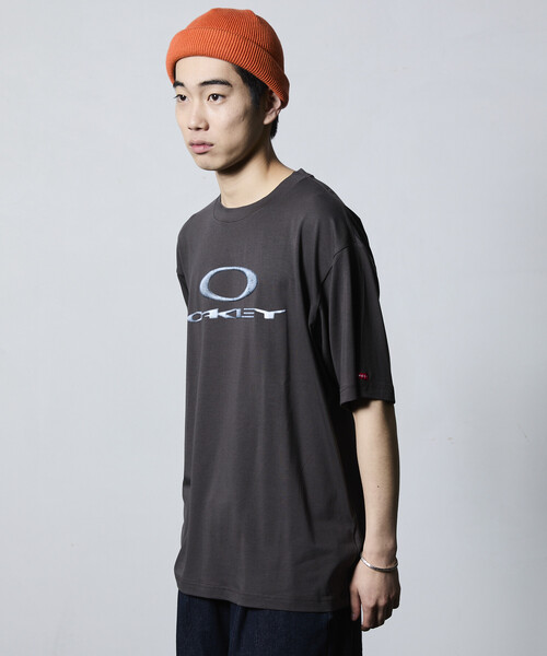 FREAK'S STORE（フリークスストア）の「OAKLEY/オークリー 限定展開 NEW RETRO TEE X-METAL 3.0（Tシャツ/カットソー・メンズ・ブラック/オフホワイト/チャコールグレー・SMALL/MEDIUM/LARGE）」の20枚目の写真