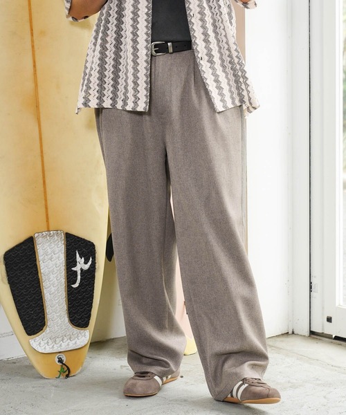 BAYFLOW（ベイフロー）の「ワイドイージースラックス（スラックス・メンズ・ベージュ/ネイビー・LARGE/MEDIUM）」の4枚目の写真