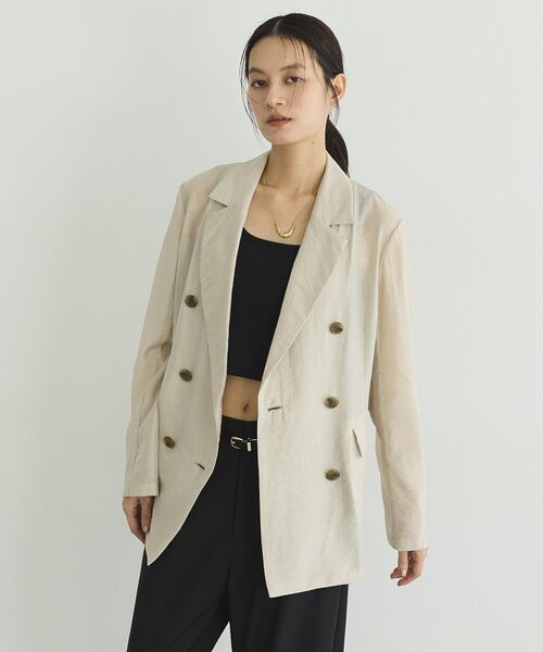 GARAGE OF GOOD CLOTHING(ガレージオブグッドクロージング)の「【日本製】シアーダブルブレストテーラードジャケット(テーラードジャケット・レディース・ベージュ/ホワイト/ネイビー・FREE)」の11枚目の写真