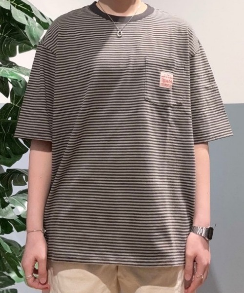 Levi's(リーバイス)の「Levi's(リーバイス)【メンズ】「WORKWEAR」Tシャツ(Tシャツ/カットソー・メンズ・グレー・S/M/L)」の1枚目の写真