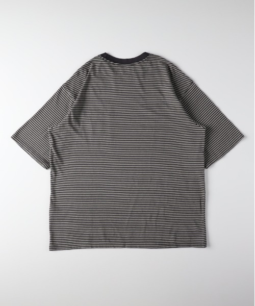 Levi's(リーバイス)の「Levi's(リーバイス)【メンズ】「WORKWEAR」Tシャツ(Tシャツ/カットソー・メンズ・グレー・S/M/L)」の2枚目の写真