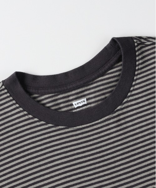 Levi's(リーバイス)の「Levi's(リーバイス)【メンズ】「WORKWEAR」Tシャツ(Tシャツ/カットソー・メンズ・グレー・S/M/L)」の3枚目の写真
