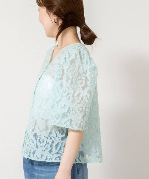 NOLLEY’S Sophi（ノーリーズソフィ）の「ウォッシャブルワッシャーオーガンジーカットジャガードブラウス（シャツ/ブラウス・レディース・ホワイト/ミント・38）」の9枚目の写真