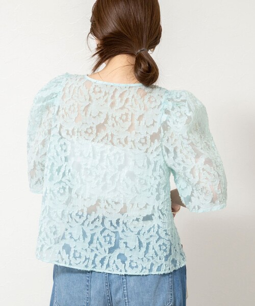 NOLLEY’S Sophi（ノーリーズソフィ）の「ウォッシャブルワッシャーオーガンジーカットジャガードブラウス（シャツ/ブラウス・レディース・ホワイト/ミント・38）」の10枚目の写真