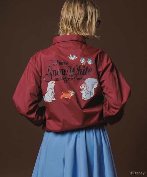 NON TOKYO(ノントーキョー)の「Disney 『Snow White』 NON TOKYO PRINT COACH JACKET(ANIMALS)(ブルゾン・レディース・ブラック/ワインレッド・1/2)」の5枚目の写真