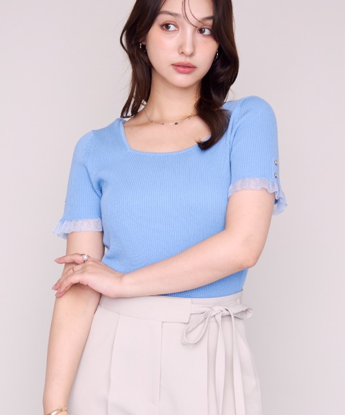 MISCH MASCH(ミッシュマッシュ)の「2026春夏新作 シアーフリル2way半袖ニット(ニット/セーター・レディース・ホワイト/ピンク/ブルー/ホワイト×ブラック/ブラック・フリ-)」の5枚目の写真