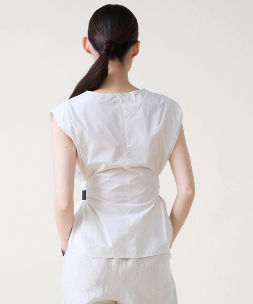 Tiara（ティアラ）の「リボンベルトブラウス（シャツ/ブラウス・レディース・ブラック/アイボリー・FREE）」の4枚目の写真