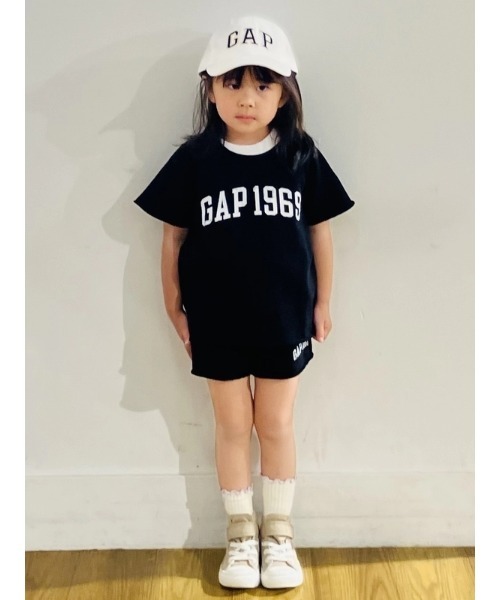 GAP（ギャップ）の「babyGap フレンチテリー 半袖 スウェットシャツ（スウェット・キッズ・イエロー/ピンク/ブラック/オフホワイト・70cm/80ｃｍ/90cm/100cm/110cm/95cm/105cm）」の7枚目の写真