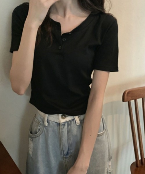 SallyLunn(サリーラン)の「ヘンリーネックコンパクトTシャツ(Tシャツ/カットソー・レディース・ホワイト/ブラック/グレー・MEDIUM/LARGE)」の6枚目の写真