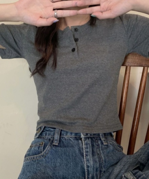 SallyLunn(サリーラン)の「ヘンリーネックコンパクトTシャツ(Tシャツ/カットソー・レディース・ホワイト/ブラック/グレー・MEDIUM/LARGE)」の17枚目の写真
