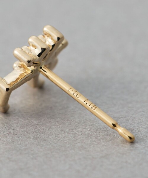 ete（エテ）の「[ゾディアック] K10YG ダイヤモンド ピアス /いて座（ピアス（片耳用）・レディース・イエローゴールド・FREE）」の3枚目の写真