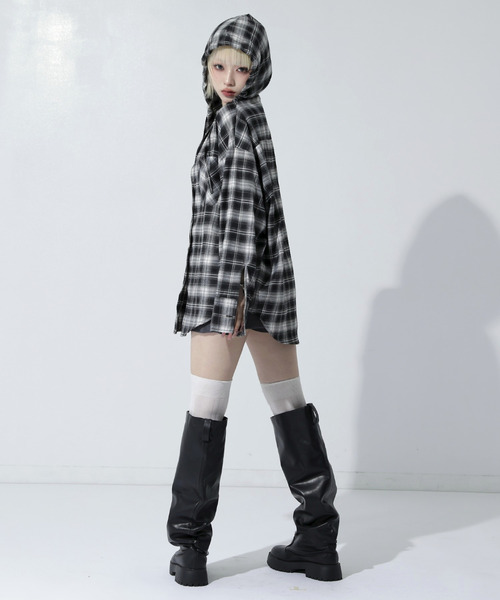 ANAP（アナップ）の「フード付 ビッグシルエット シャツ（シャツ/ブラウス・レディース・ブラック×ホワイト/ブラック・F）」の12枚目の写真