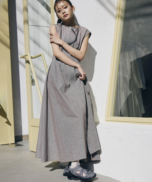 SLOBE IENA（スローブイエナ）の「MIZUNO/ミズノ wave prophecy strap（スニーカー・レディース・ライトグレー/ブラック・25cm/24cm/23cm）」の3枚目の写真