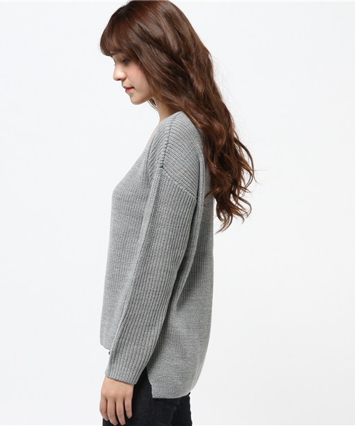 MOUSSY（マウジー）の「Vneck KNIT TOPS（ニット/セーター・レディース・トップグレー/オレンジ系その他/オフホワイト/ライトブルー・FREE）」の6枚目の写真