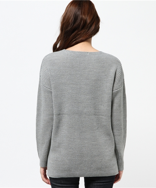 MOUSSY（マウジー）の「Vneck KNIT TOPS（ニット/セーター・レディース・トップグレー/オレンジ系その他/オフホワイト/ライトブルー・FREE）」の7枚目の写真