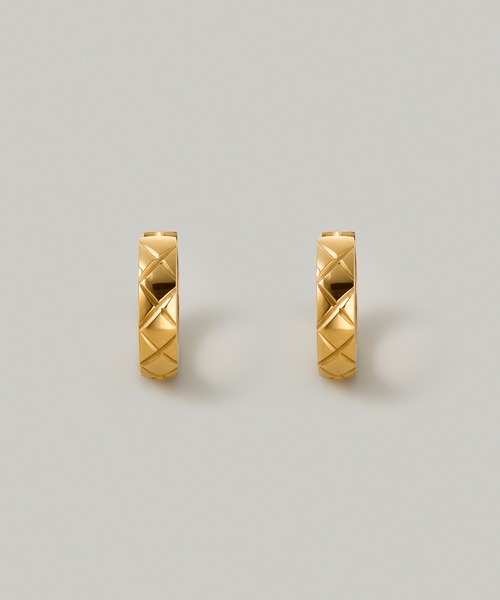 Jolie Toujours（ジョリトゥジュール）の「【汗や水に強い】〈ステンレス〉キルトラインフープピアス（ピアス（両耳用）・レディース・ゴールド/シルバー・FREE）」の3枚目の写真