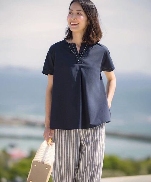 J.PRESS Ladies(J.プレス レディス)の「プレーティングジャージー チュニック丈 カットソー(Tシャツ/カットソー・レディース・グレー系/ライトグレー系/ローズ系/ネイビー系・SMALL)」の5枚目の写真