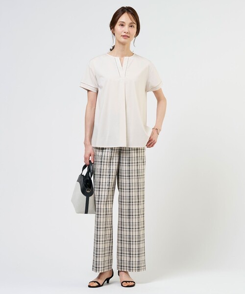 J.PRESS Ladies(J.プレス レディス)の「プレーティングジャージー チュニック丈 カットソー(Tシャツ/カットソー・レディース・グレー系/ライトグレー系/ローズ系/ネイビー系・SMALL)」の7枚目の写真