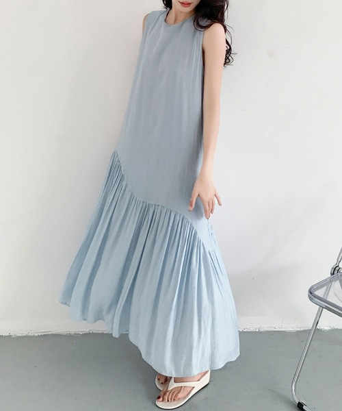 LOWO(ロワ)の「アシンメトリー切替えティアードノースリーブロングワンピース(ワンピース・レディース・ブルー/イエロー/オフホワイト/ブラック・FREE)」の13枚目の写真