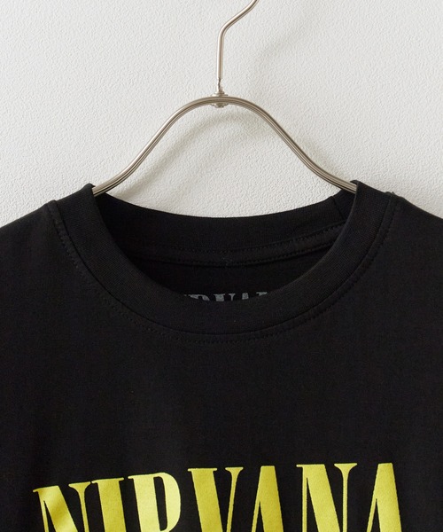 NIRVANA（ニルヴァーナ）の「Nirvana Yellow Happy Face Unisex Black T Shirt 2026年 夏 夏服（Tシャツ/カットソー・メンズ・ブラック・S/M/L/XL）」の2枚目の写真