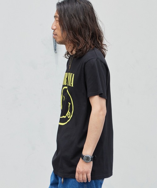 NIRVANA（ニルヴァーナ）の「Nirvana Yellow Happy Face Unisex Black T Shirt 2026年 夏 夏服（Tシャツ/カットソー・メンズ・ブラック・S/M/L/XL）」の14枚目の写真