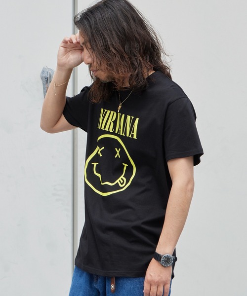 NIRVANA（ニルヴァーナ）の「Nirvana Yellow Happy Face Unisex Black T Shirt 2026年 夏 夏服（Tシャツ/カットソー・メンズ・ブラック・S/M/L/XL）」の12枚目の写真