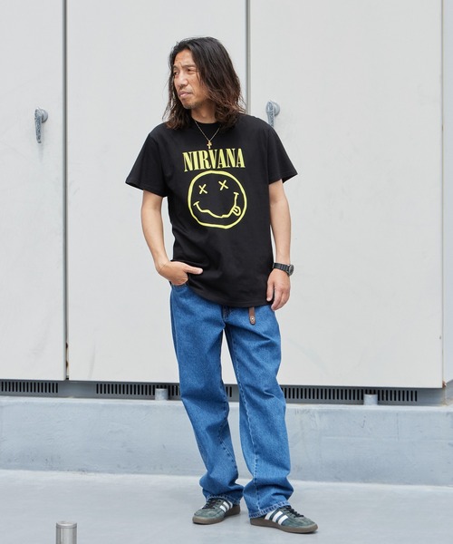 NIRVANA（ニルヴァーナ）の「Nirvana Yellow Happy Face Unisex Black T Shirt 2026年 夏 夏服（Tシャツ/カットソー・メンズ・ブラック・S/M/L/XL）」の11枚目の写真
