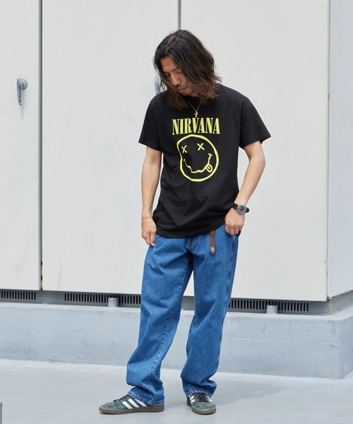 NIRVANA（ニルヴァーナ）の「Nirvana Yellow Happy Face Unisex Black T Shirt 2026年 夏 夏服（Tシャツ/カットソー・メンズ・ブラック・S/M/L/XL）」の10枚目の写真