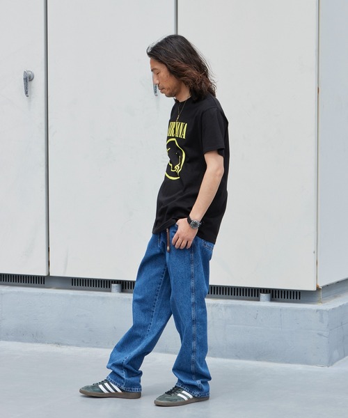 NIRVANA（ニルヴァーナ）の「Nirvana Yellow Happy Face Unisex Black T Shirt 2026年 夏 夏服（Tシャツ/カットソー・メンズ・ブラック・S/M/L/XL）」の8枚目の写真